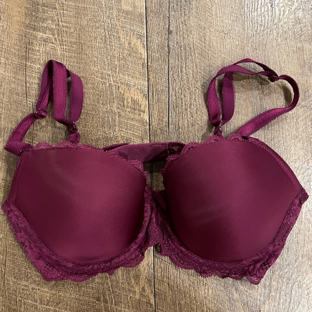 Victoria’s Secret non padded bra